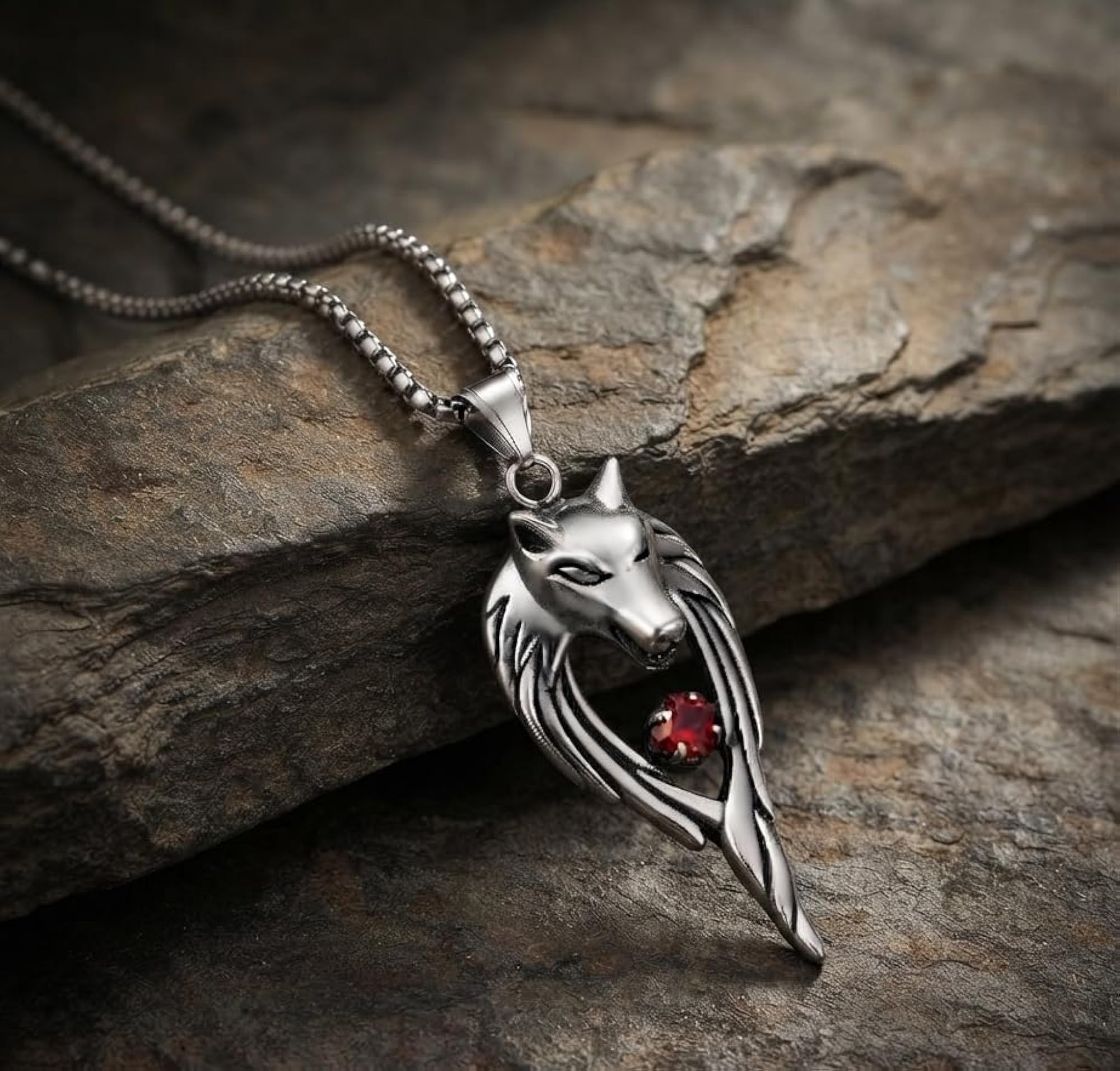 Wolf Head Design Pendant Necklace, Glow in the Dark